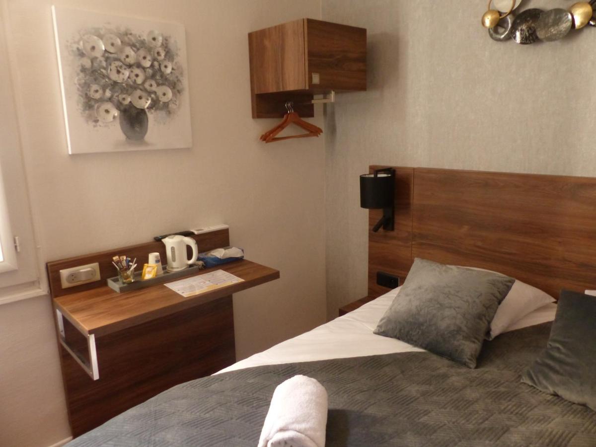 Hotel Le Rochegude 2*