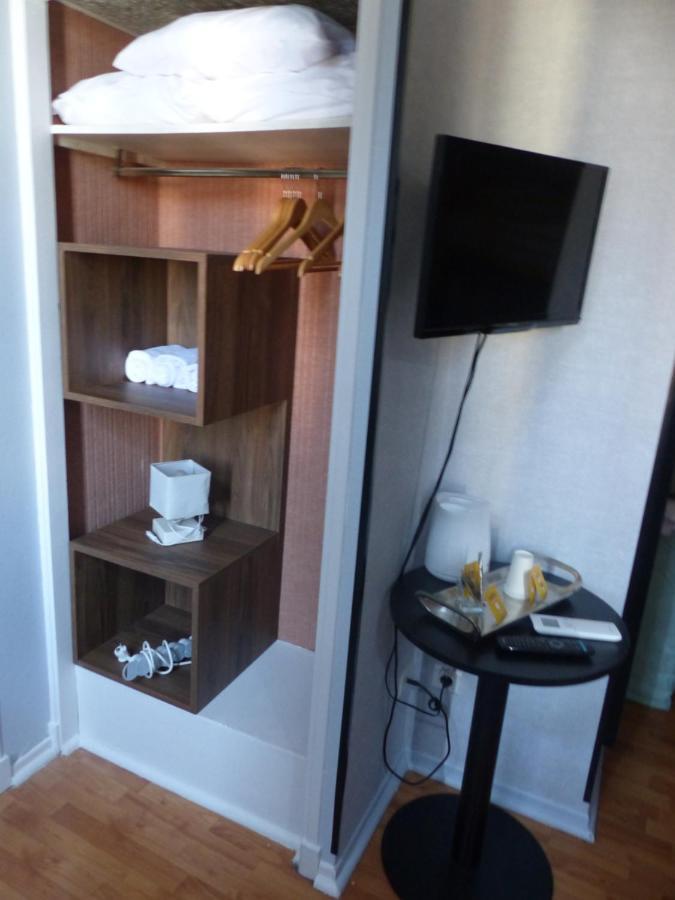 Le Rochegude Hotel 2*